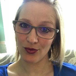 Meet your Posher, Ashli